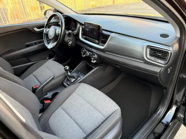 Kia Stonic 1.2 Dynamic 13