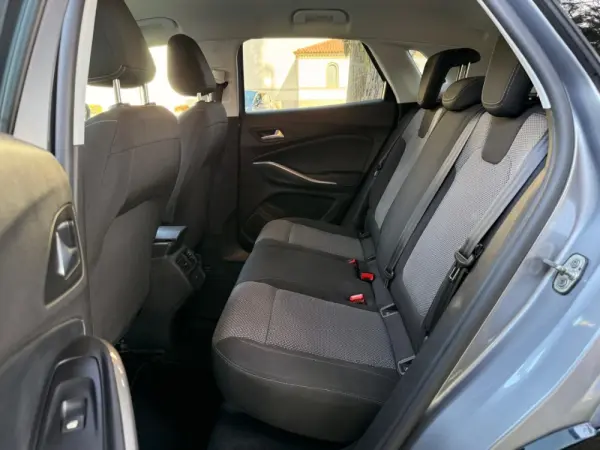 Opel Grandland 1.5 CDTI GS Line AT 10