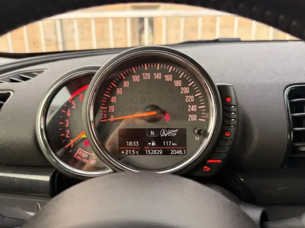 MINI Clubman One D 27