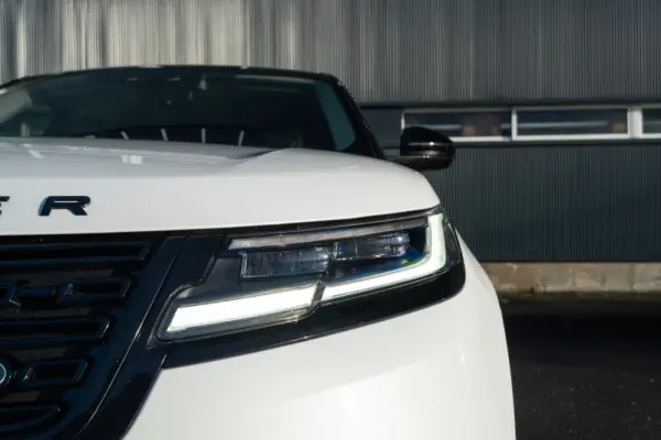 Land Rover Range Rover Velar 2.0 P400e AWD S 13