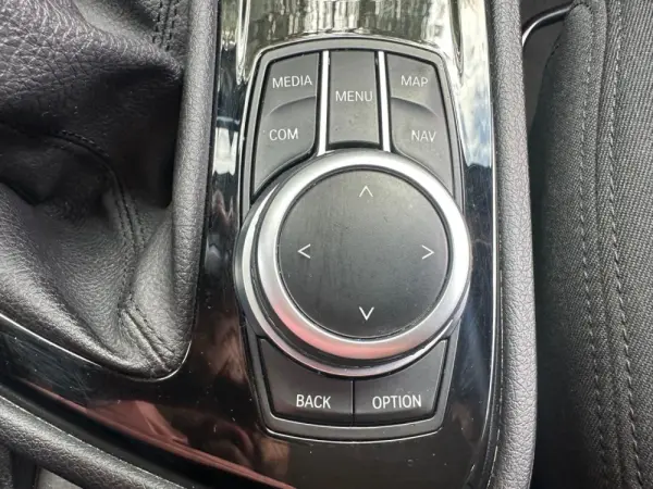 BMW 216 Active Tourer d Advantage 22