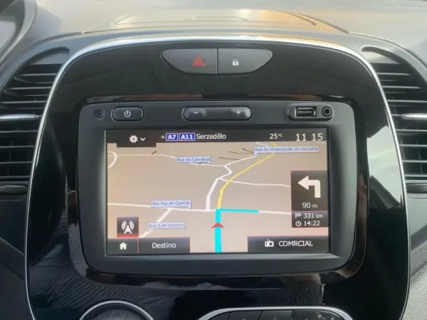 Renault Captur 1.5 dCi Exclusive 8