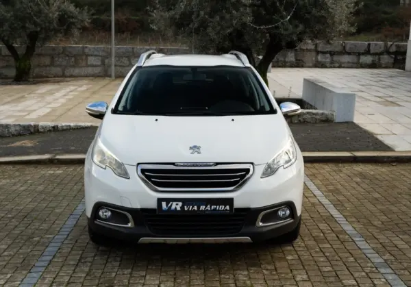 Peugeot 2008 1.2 PureTech Style 2
