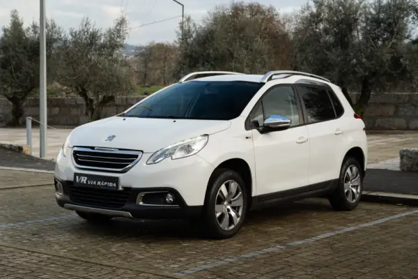 Peugeot 2008 1.2 PureTech Style 1