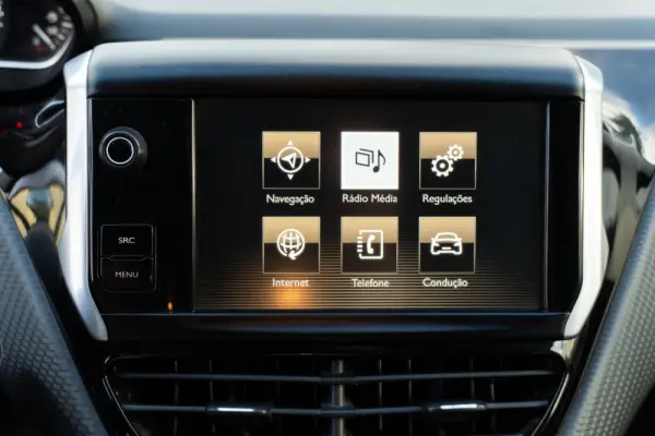 Peugeot 2008 1.2 PureTech Style 11