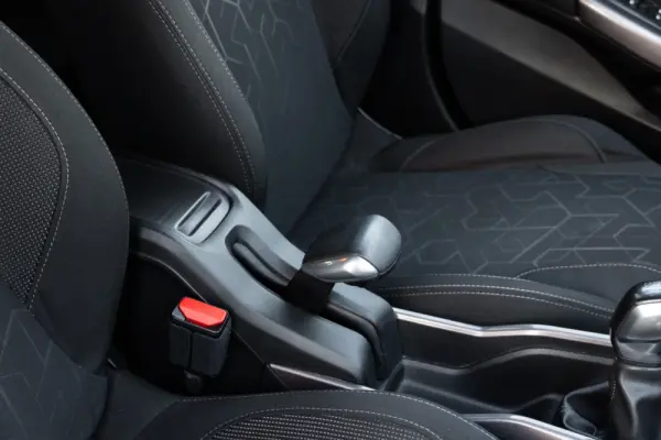 Peugeot 2008 1.2 PureTech Style 15