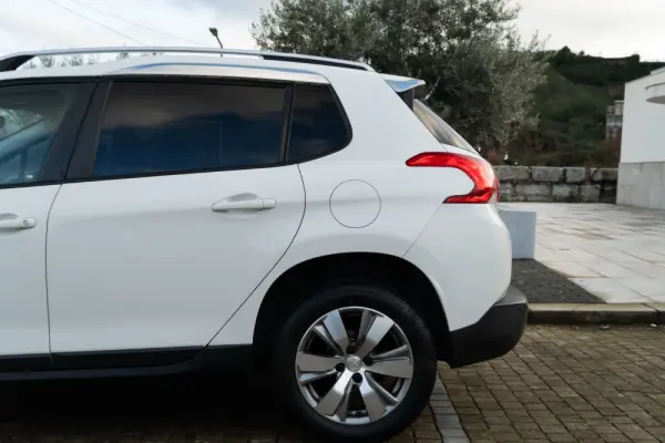 Peugeot 2008 1.2 PureTech Style 25