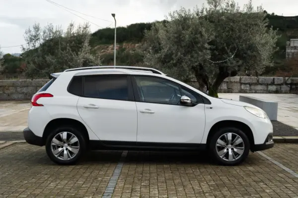 Peugeot 2008 1.2 PureTech Style 27