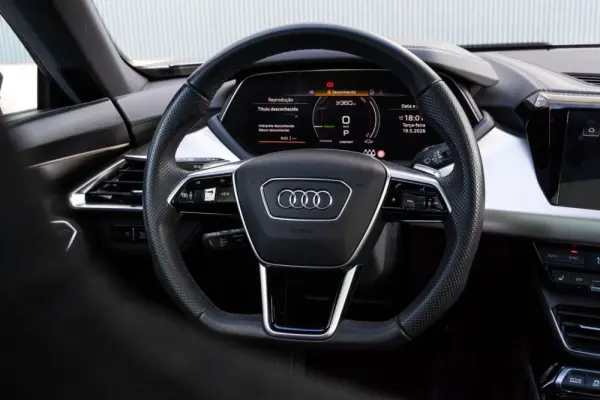 Audi e-tron GT quattro 7