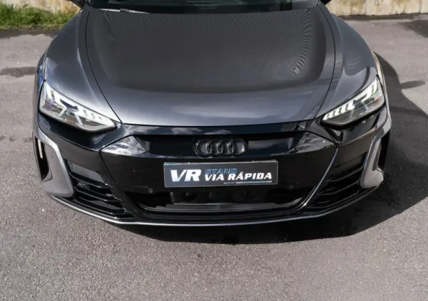 Audi e-tron GT quattro 43