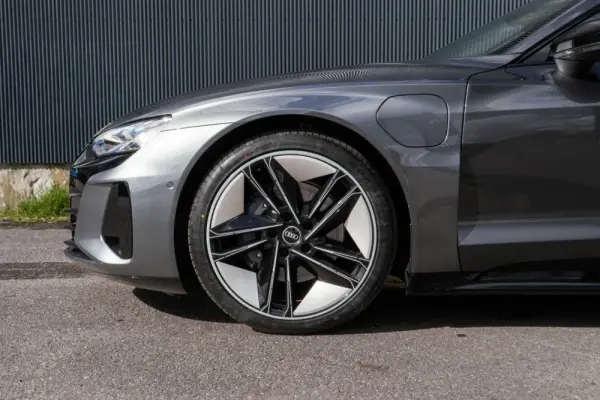 Audi e-tron GT quattro 51