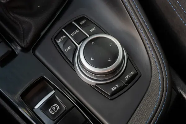 BMW X2 16 d sDrive Auto Pack M 21