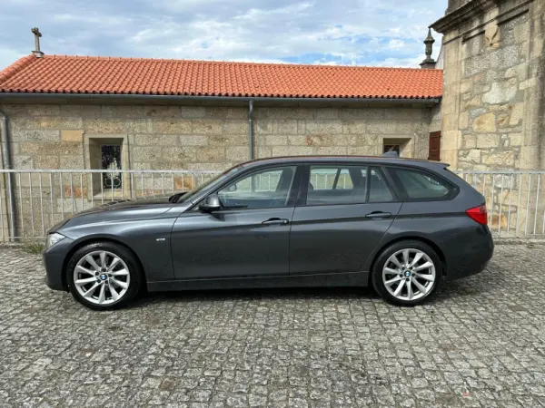 BMW 325 27