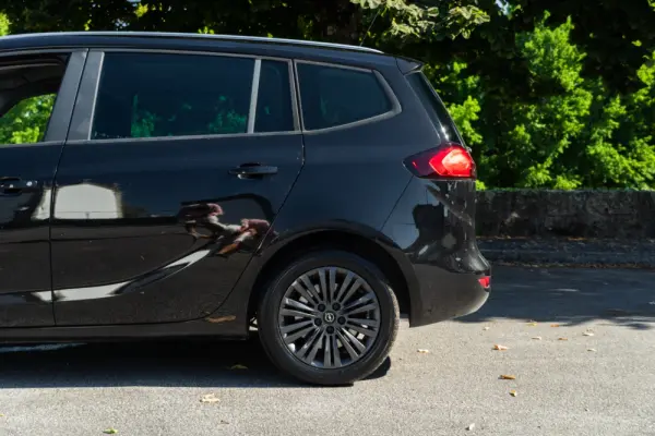 Opel Zafira 1.6 CDTi 120 Anos S/S 41