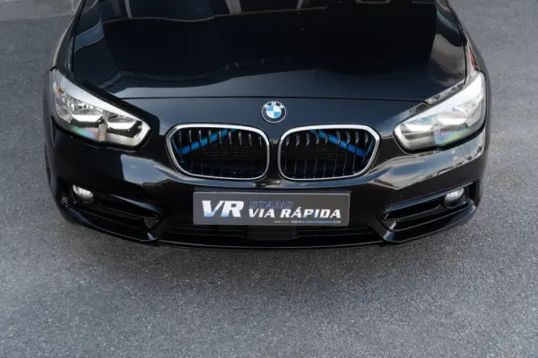 BMW 116 d Line Sport Shadow 22