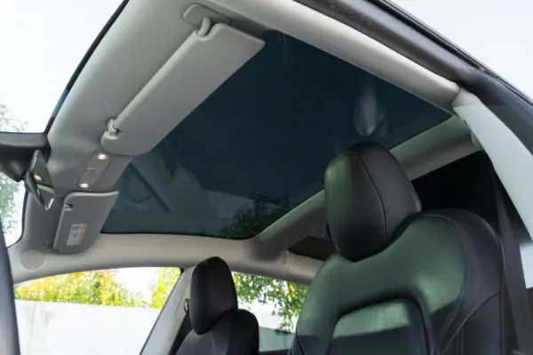 Tesla Model 3 Standard Range Plus RWD 24