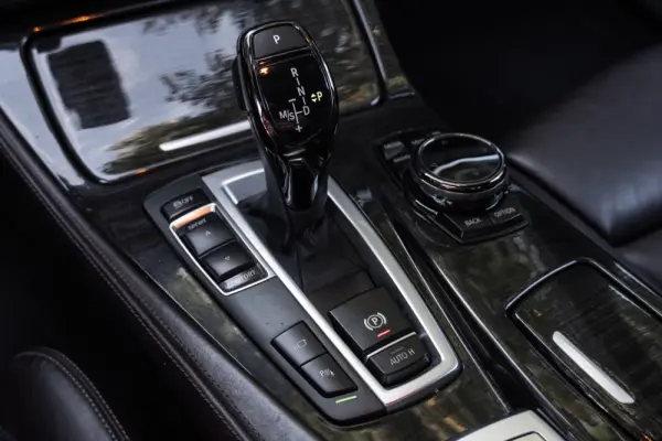 BMW 525 d Pack M Auto 22