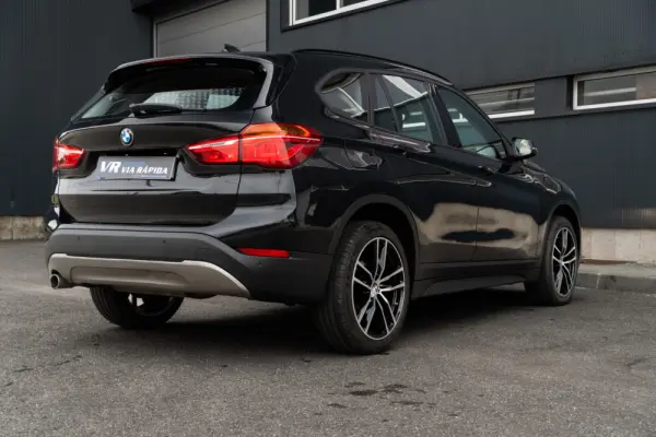 BMW X1 16 d sDrive Advantage 4