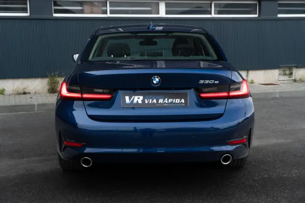 BMW 330 e Line Luxury Auto 5