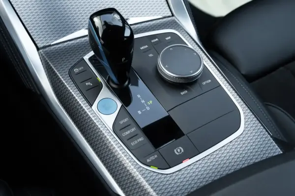 BMW i4 eDrive40 Pack Desportivo M 18
