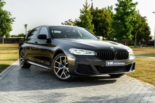 BMW 520 e Pack M 3