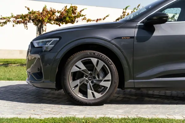 Audi e-tron Sportback 55 quattro S line 36