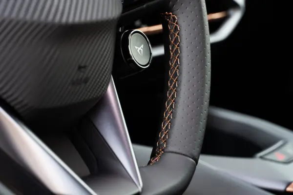Cupra Raval 55 kWh Dynamic 48