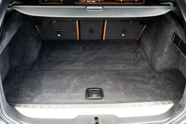 BMW 330 e Pack M Auto 56