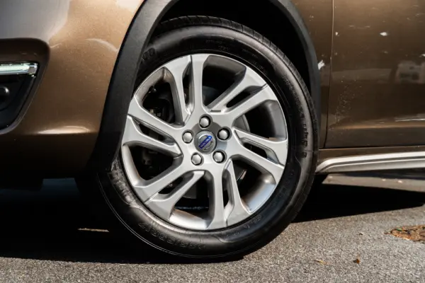 Volvo V60 Cross Country 2.0 D3 Momentum 24