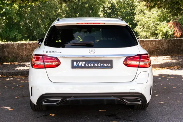 Mercedes-Benz C 300 de AMG Line 5