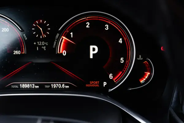 BMW 730 d Pack M Auto 30