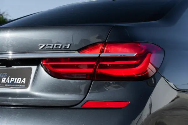 BMW 730 d Pack M Auto 52
