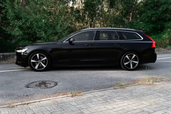 Volvo V90 2.0 D4 R-Design Geartronic 30