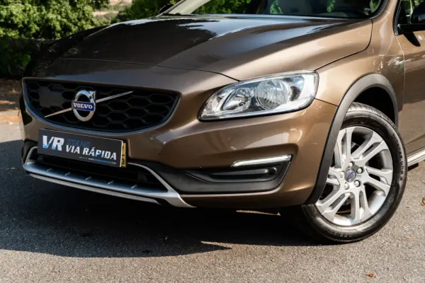 Volvo V60 Cross Country 2.0 D3 Momentum 23