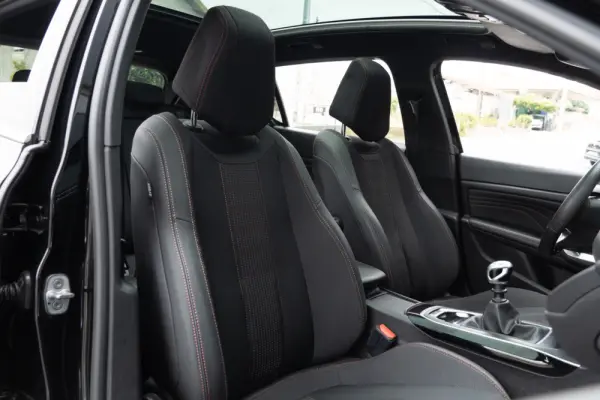 Peugeot 308 1.5 BlueHDi GT Line 8