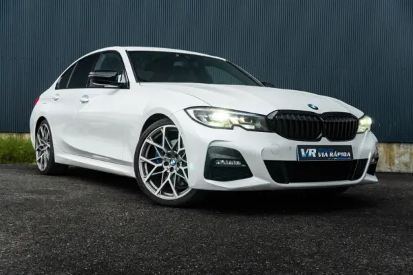 BMW 320 d Pack Desportivo M Auto 3