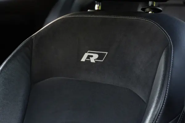 Volkswagen Arteon 2.0 TDI R-Line DSG 39