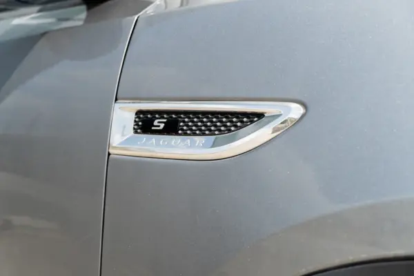 Jaguar E-Pace 2.0 i4D SE 25