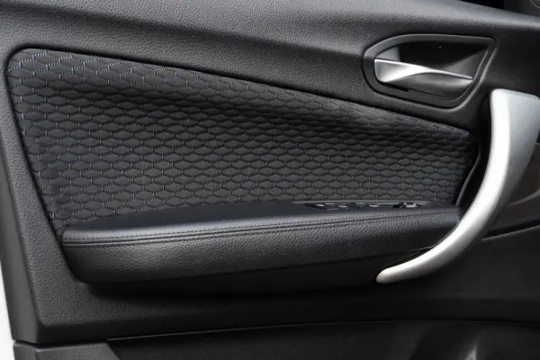 BMW 116 d Pack M Auto 42