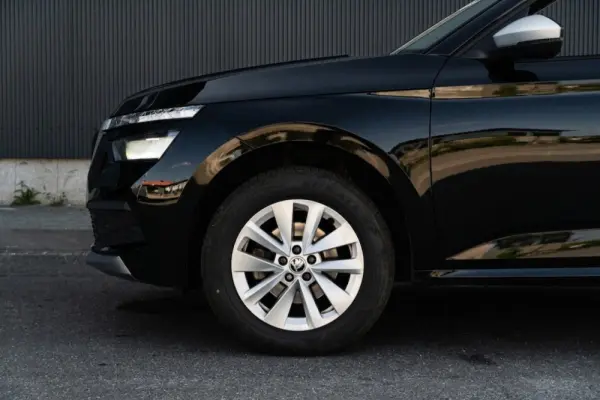 Skoda Kamiq 1.0 TSI Style DSG 38