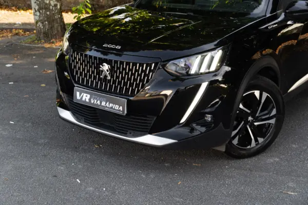 Peugeot 2008 1.2 PureTech GT 22