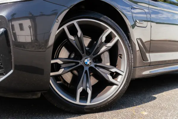 BMW 530 e Pack M 31