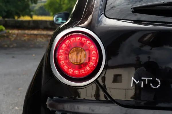 Alfa Romeo MiTo 1.3 JTDM Distinctive 32