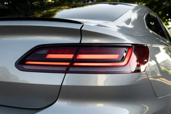 Volkswagen Arteon 2.0 TDI R-Line DSG 35