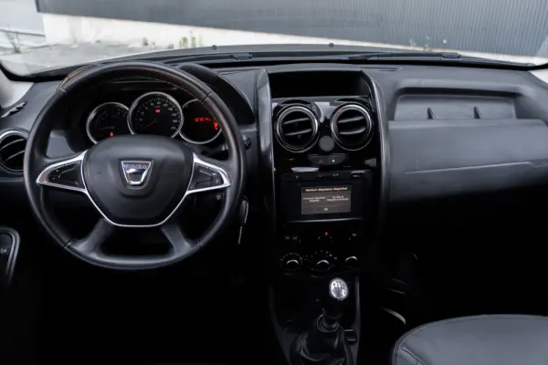 Dacia Duster 1.5 dCi SL Black Shadow 10