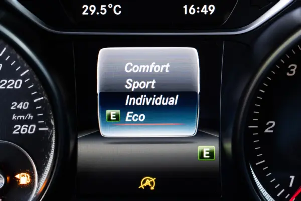 Mercedes-Benz CLA 180 d 20