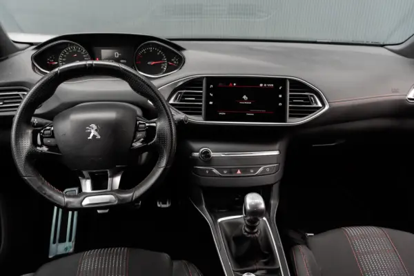 Peugeot 308 1.5 BlueHDi GT Line 10