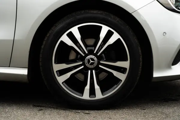 Mercedes-Benz A 180 d Style Plus Aut. 38