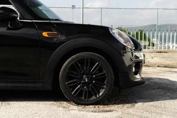 MINI 3 Portas Cooper 27