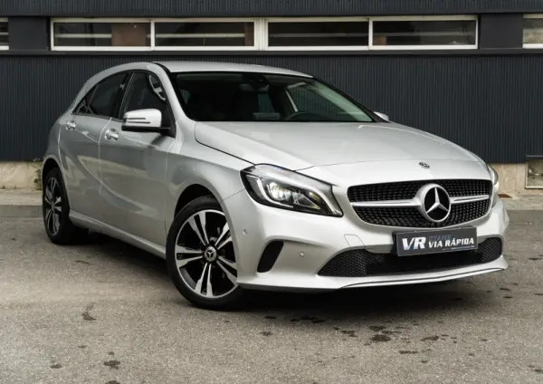 Mercedes-Benz A 180 d Style Plus Aut. 3